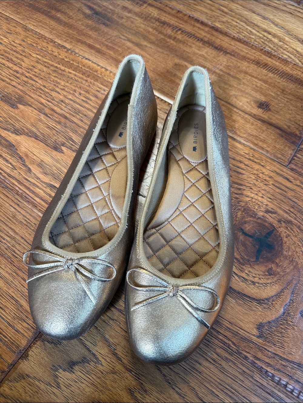 Birdies The Hummingbird Vintage Gold Leather Ballet Flats – Size 7.5